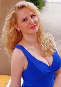 Meet Lyudmila, photo of beautiful Russian woman