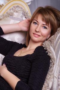 Meet Oksana, photo of beautiful Ukrainian woman
