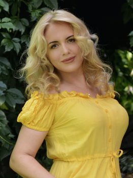 Ekaterina | Femme ukrainienne | agence matrimoniale | Au Cœur de l'Est