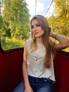 Rencontre avec Viktoriya, belle femme ukrainienne en France