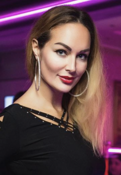 Yuliya | Femme ukrainienne | agence matrimoniale | Au Cœur de l'Est