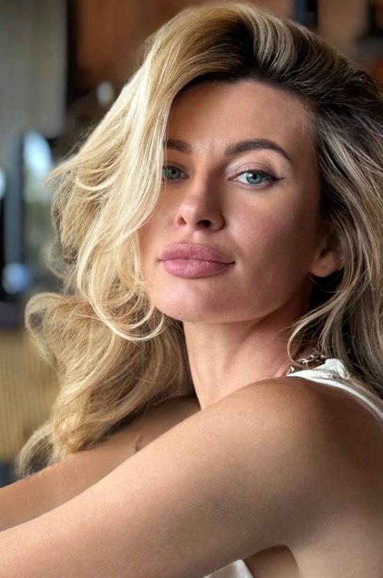 Alena | Femme ukrainienne | agence matrimoniale | Au Cœur de l'Est