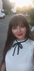 Rencontre avec Mila, femme ukrainienne en France