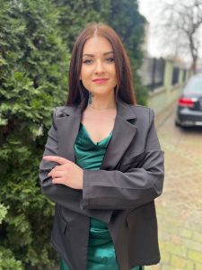 Rencontre avec Alina, photo de femme ukrainienne en France