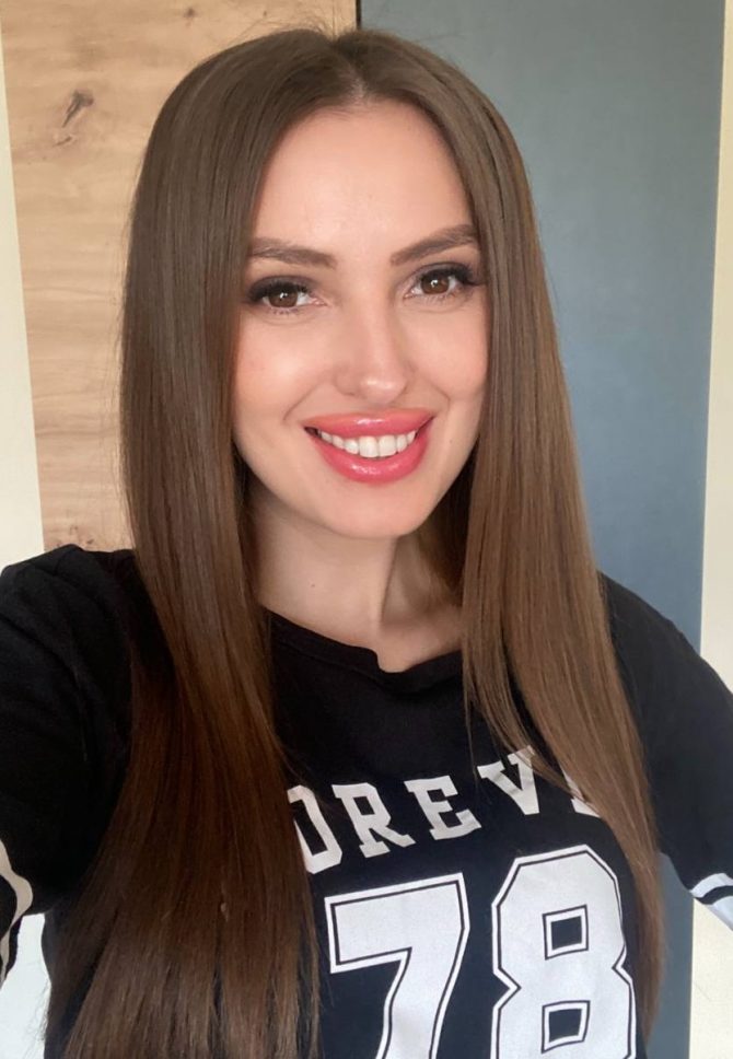 Alyona | Femme ukrainienne | agence matrimoniale | Au Cœur de l'Est