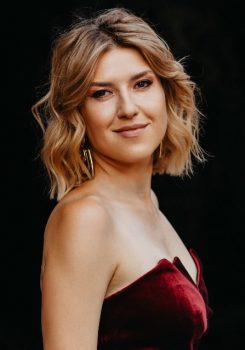 Elena | Femme ukrainienne | agence matrimoniale | Au Cœur de l'Est