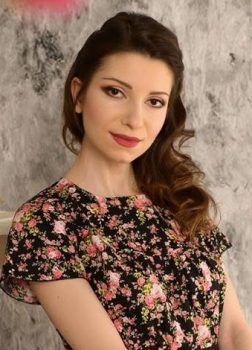 Diana | Femme ukrainienne | agence matrimoniale | Au Cœur de l'Est