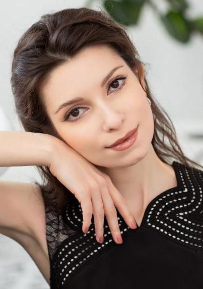 Diana | Femme ukrainienne | agence matrimoniale | Au Cœur de l'Est