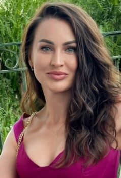 Lyudmila | Femme ukrainienne | agence matrimoniale | Au Cœur de l'Est