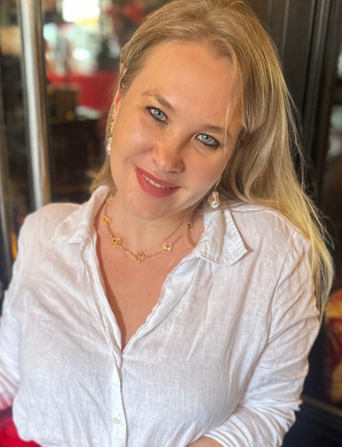 Alyona | Femme ukrainienne | agence matrimoniale | Au Cœur de l'Est