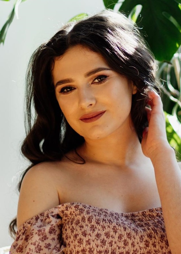 Zoryana | Femme ukrainienne | agence matrimoniale | Au Cœur de l'Est