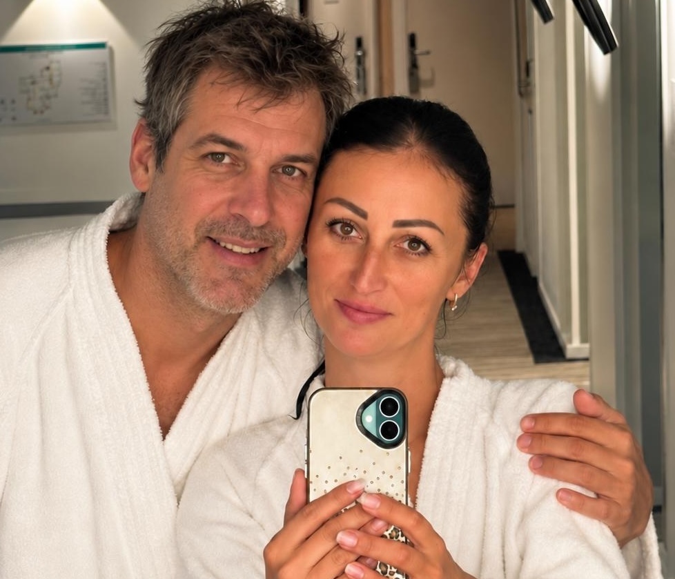 François, 43 ans (Lyon, France) et Nataliia, 41 ans (ville natale Kiev, puis installée en France depuis le début de la guerre)