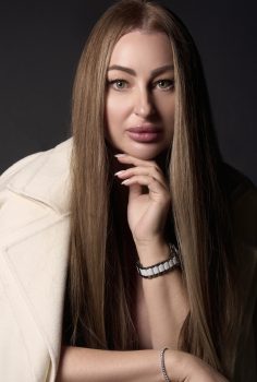 Evgeniya | Femme ukrainienne | agence matrimoniale | Au Cœur de l'Est